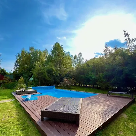 Lesny Raj بيت للعطل *