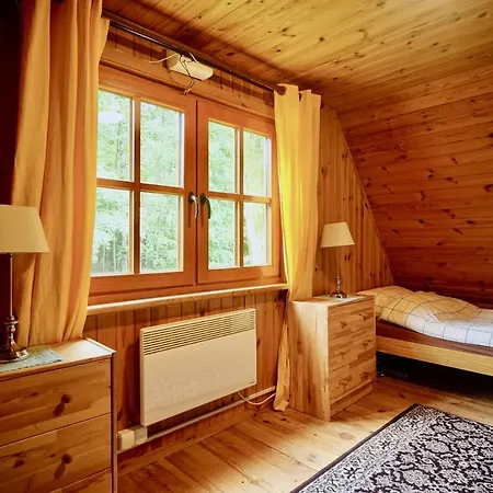 Dom wakacyjny Leśny Raj *